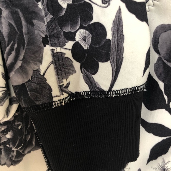 Lululemon Jacket - Picture 3 of 3